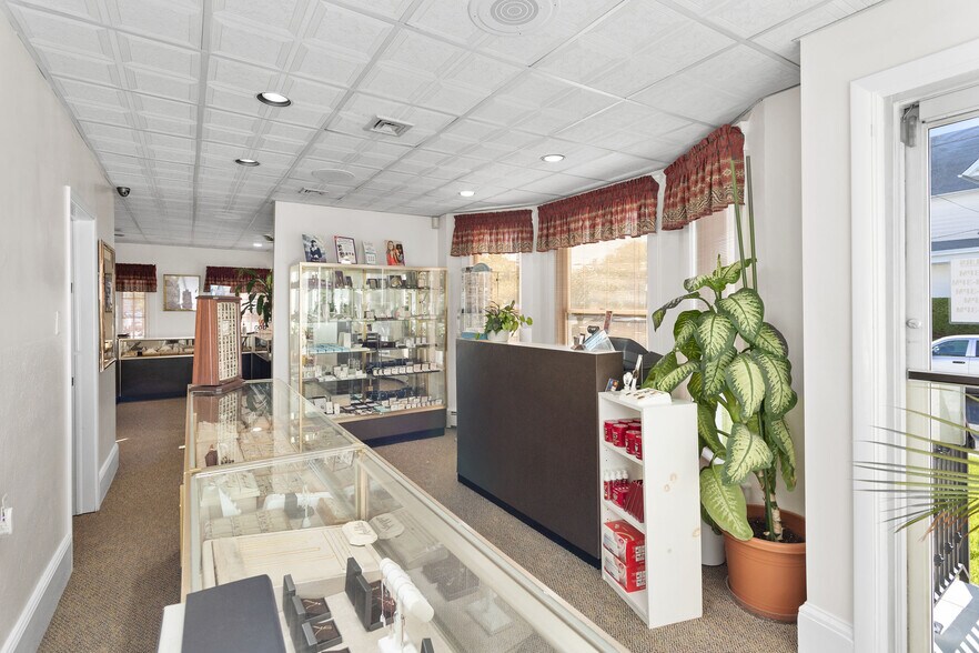 More Photos Of 173 N Main St, Milltown Storefront Retail Residential For Sale