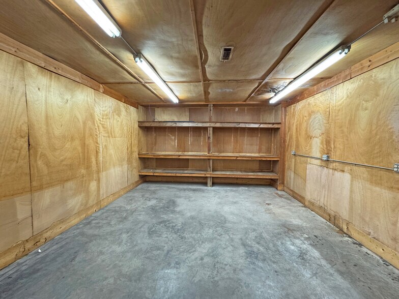 More Photos Of 103 Railroad Avenue SW, Brunson Industrial For Sale