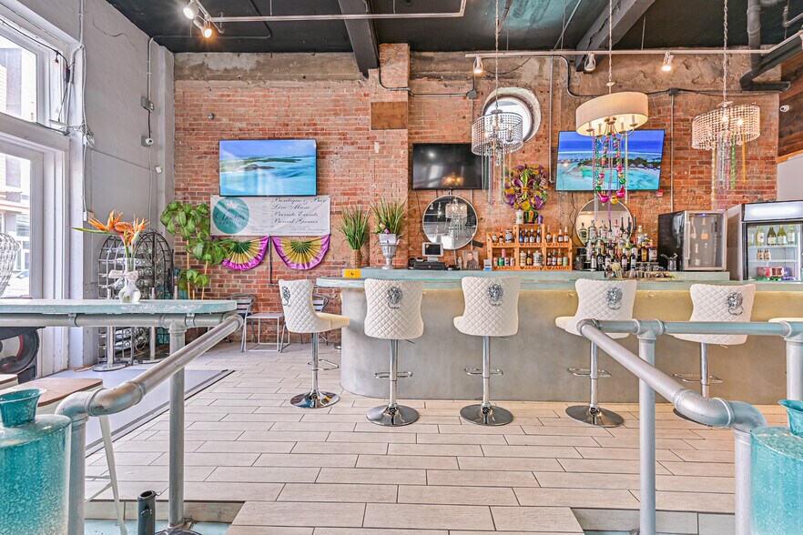 More Photos Of 2425 Strand St, Galveston Restaurant For Sale