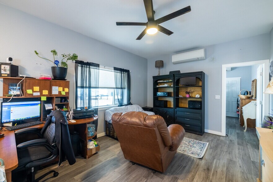 More Photos Of 317 N Saguaro Dr, Apache Junction Manufactured Housing Mobile Home Park For Sale