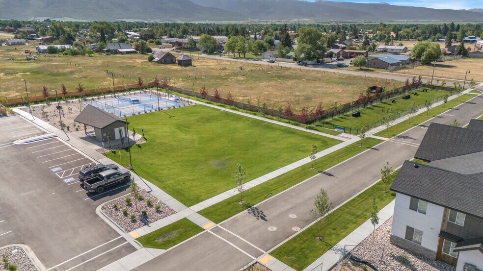 More Photos Of 201 E Ross Ave, Driggs Multifamily For Sale