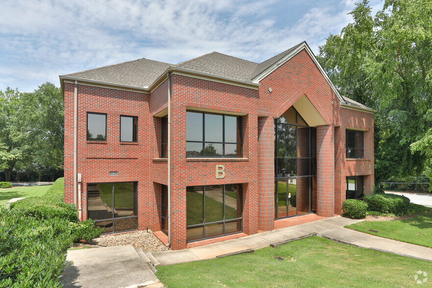 Primary Photo Of 330 Pelham Rd, Greenville Office For Lease