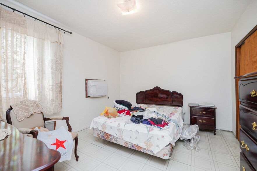 More Photos Of 2594 50th St, Woodside Land For Sale