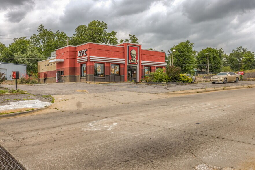 More Photos Of 206 N Wilson Ave, Sand Springs Fast Food For Sale