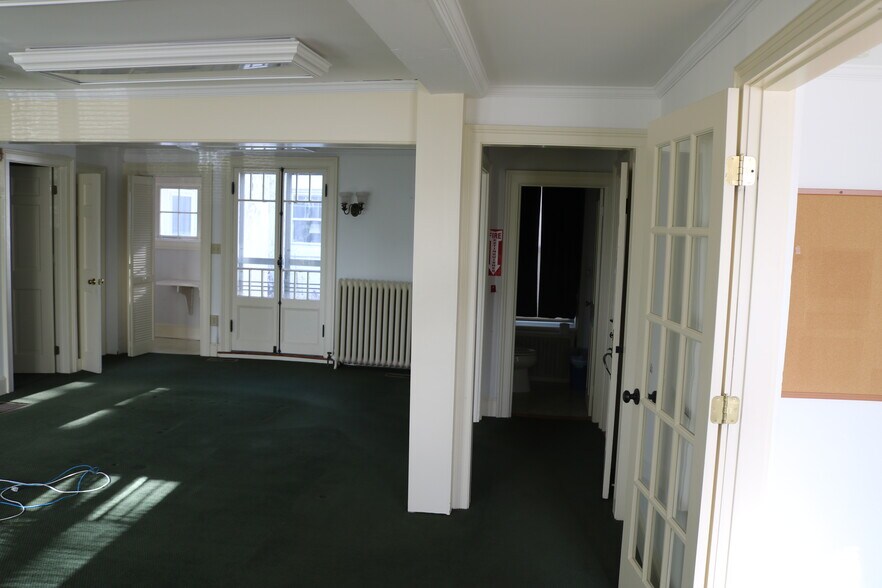More Photos Of 82 West St, Litchfield Loft Creative Space For Lease