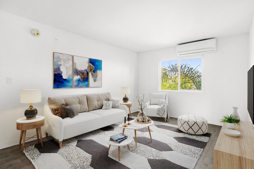 More Photos Of 629-631 E Elk Ave, Glendale Apartments For Sale