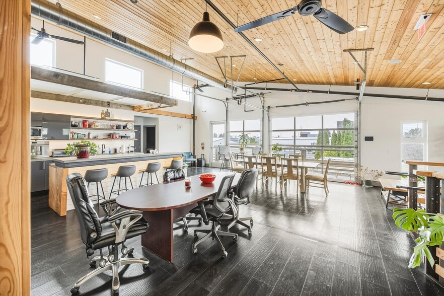 More Photos Of 1600 Carolina St, Bellingham Industrial For Sale