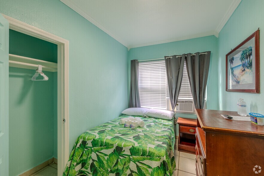 More Photos Of 508 W 1st Ave, Hialeah Multifamily For Sale