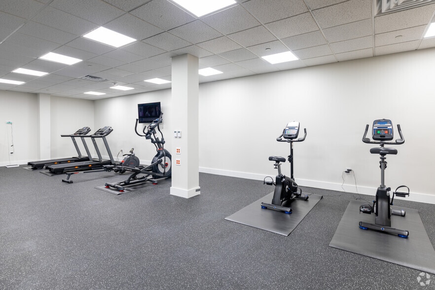 More Photos Of 1100 Cornwall Rd, South Brunswick Medical For Lease