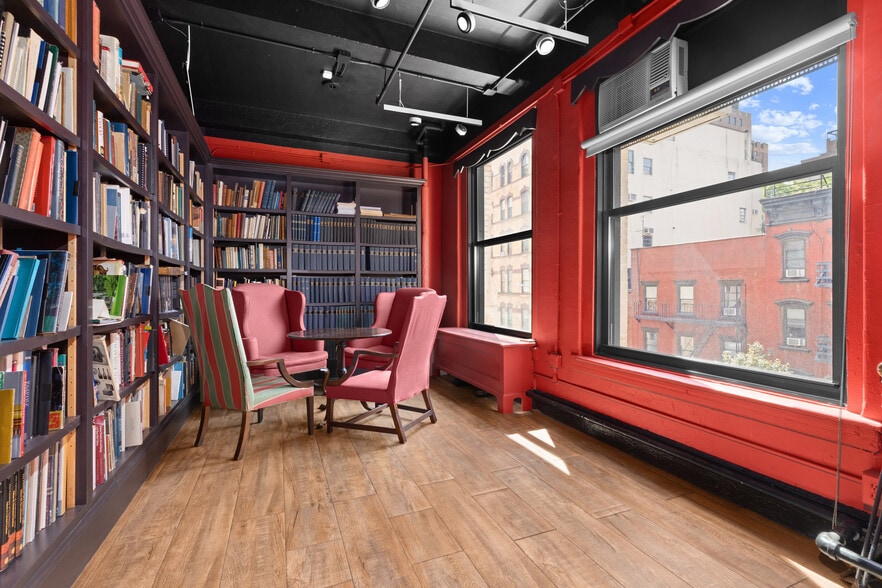 More Photos Of 227-239 W 17th St, New York Apartments For Sale