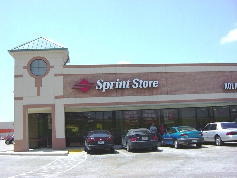 Primary Photo Of 14095 Northwest Fwy, Houston Unknown For Lease