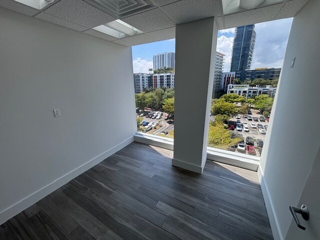 More Photos Of 3050 Biscayne Blvd, Miami Office For Lease