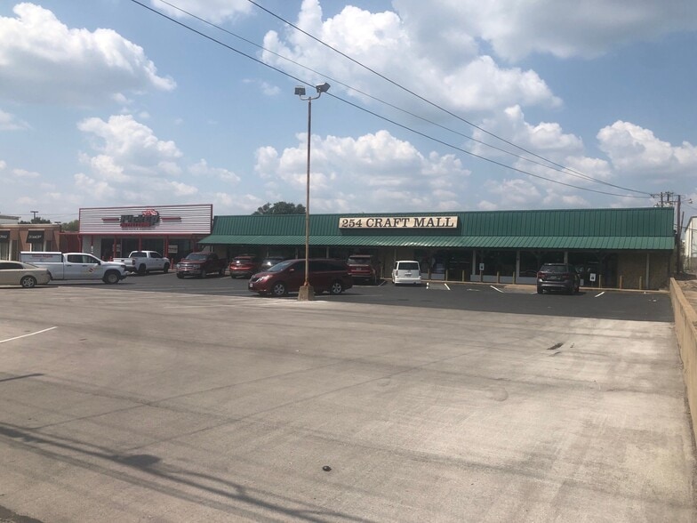 More Photos Of 4533 Waco Drive Dr, Waco Storefront For Sale