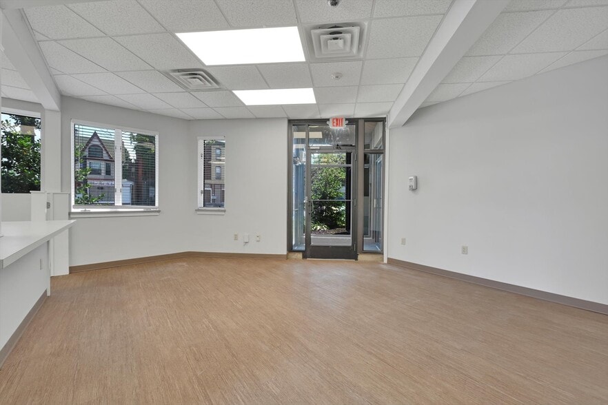 More Photos Of 377 E High St, Pottstown Bank For Sale