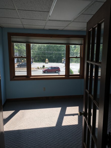 More Photos Of 80 Worcester St, North Grafton Storefront Retail Office For Lease