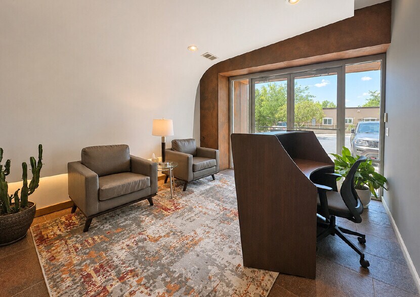 More Photos Of 810 Calle Mejia, Santa Fe Office For Sale