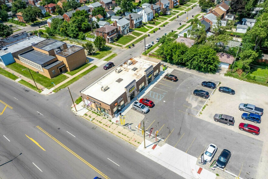 More Photos Of 12730 W 7 Mile Rd, Detroit Freestanding For Sale