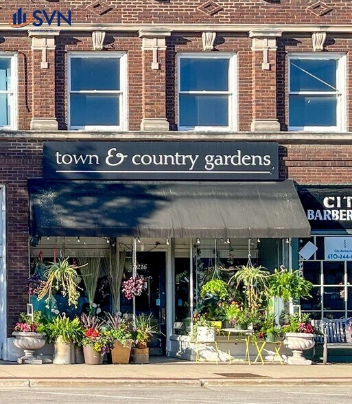 More Photos Of 214-218 W State St, Geneva Storefront For Sale