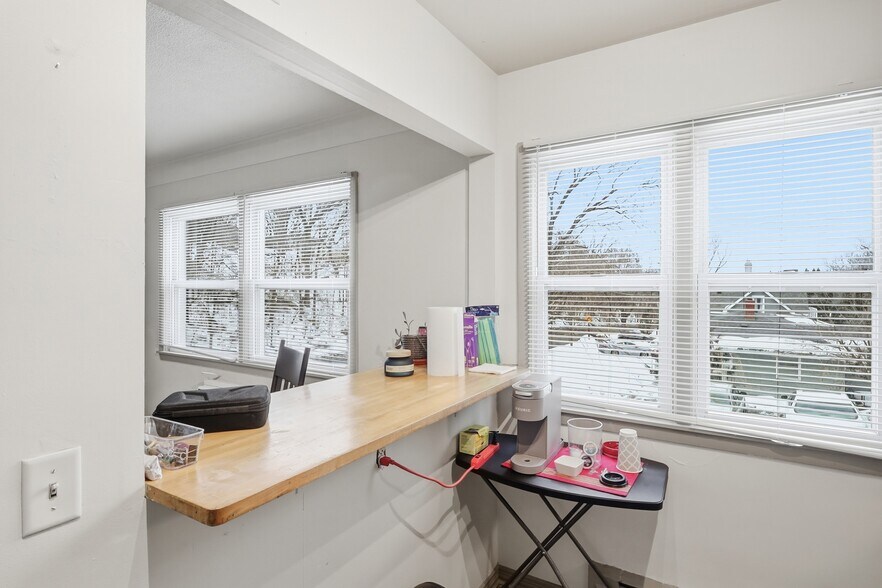 More Photos Of 149 Morton St E, Saint Paul Apartments For Sale