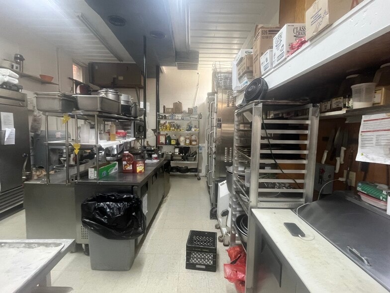 More Photos Of 114 E Lincoln Ave, Mc Donald Storefront For Lease