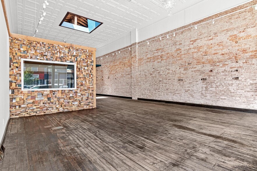 More Photos Of 251 S Knowles Ave, New Richmond Office For Sale