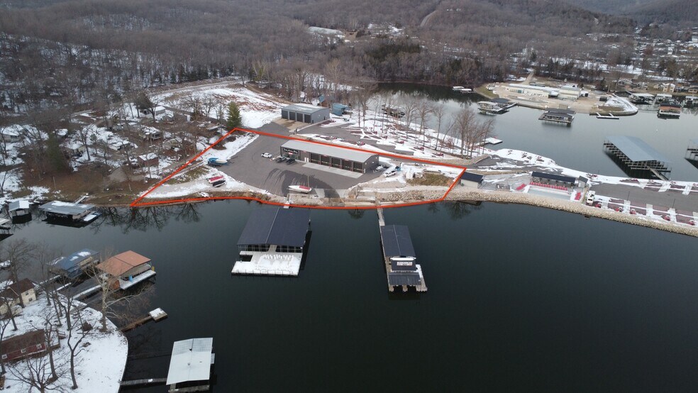 More Photos Of 27 Lighthouse Marina Rd, Sunrise Beach General Retail For Sale