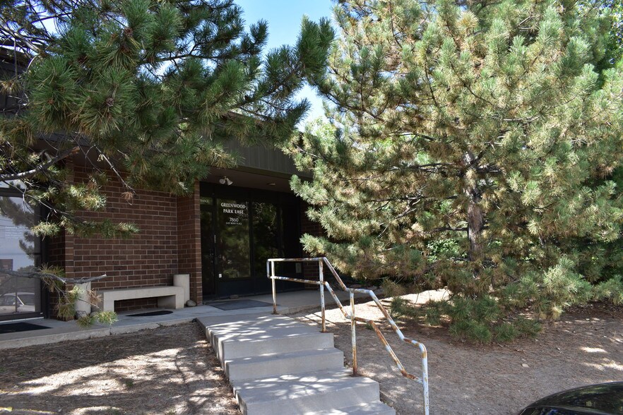 More Photos Of 7860 E Berry Pl, Englewood Office For Lease