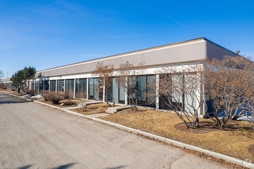 More Photos Of 6143 4th St SE, Calgary Light Distribution For Lease