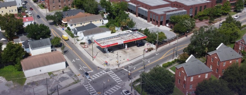 Primary Photo Of 737 King St, Charleston Service Station For Sale