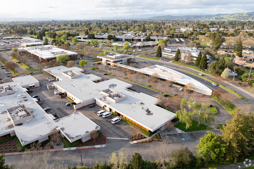 More Photos Of 131 Stony Cir, Santa Rosa Coworking Space