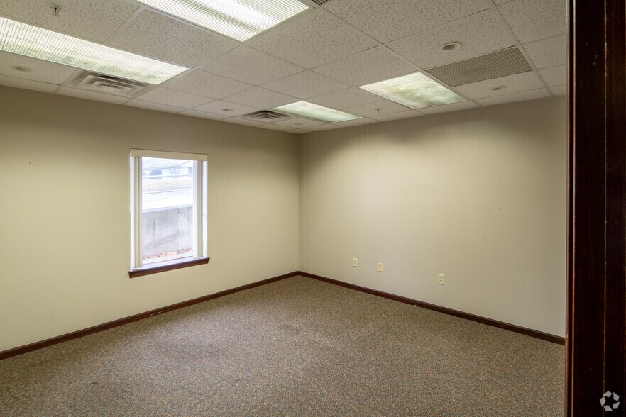 More Photos Of 4205 Charlar Dr, Holt Loft Creative Space For Sale