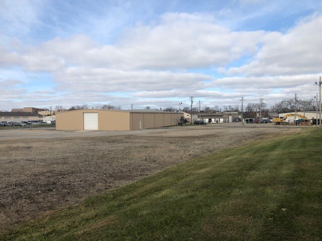 More Photos Of 3260 Homeward Way, Fairfield Warehouse For Lease