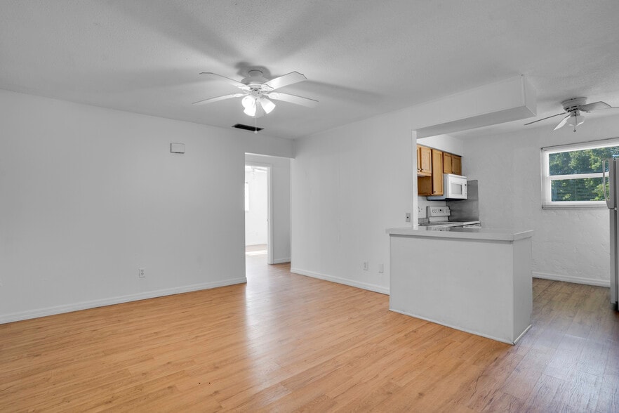 More Photos Of , Fort Myers Multifamily For Sale