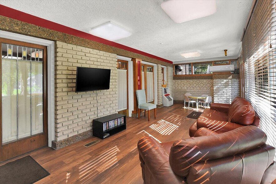 More Photos Of 2408 Van Buren Ave, Ogden Office Residential For Sale