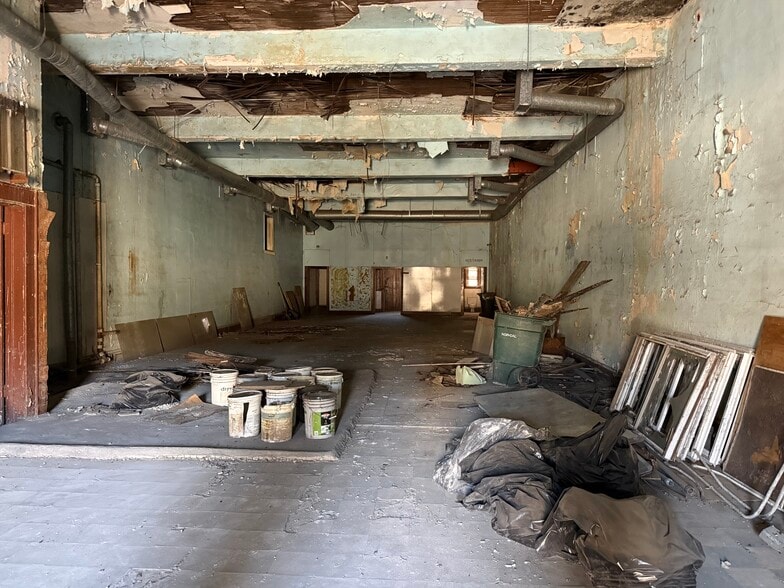 More Photos Of 132 E Lafayette St, Stockton General Retail For Sale