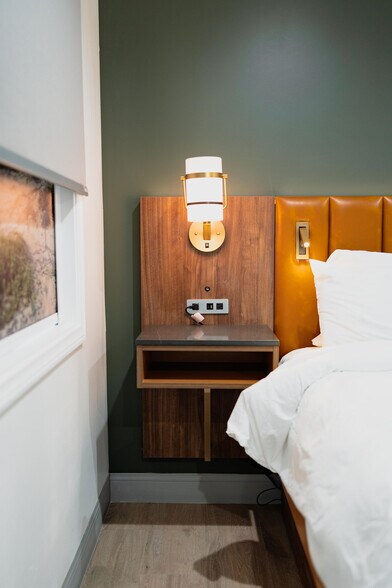 More Photos Of 1107 N Broadway, Santa Maria Hotel For Sale