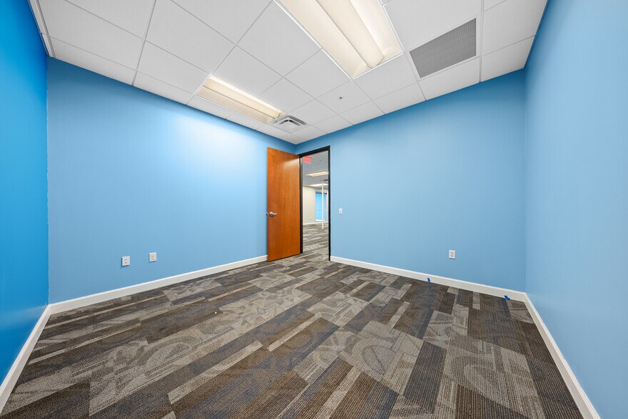 More Photos Of 121-189 S Orange Ave, Orlando Office Residential For Lease