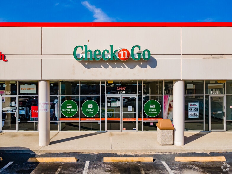 More Photos Of 9550-9690 Us Highway 19, Port Richey Unknown For Lease