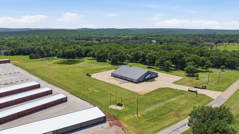 More Photos Of 370690 E Old Highway 64, Cleveland Office For Sale