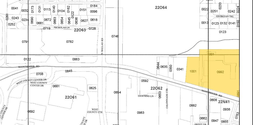 More Photos Of 12101-12153 Manchester Rd, Des Peres General Retail For Lease