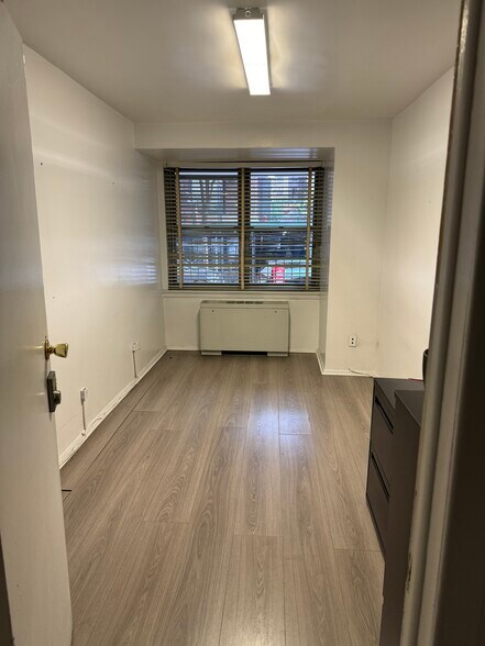 More Photos Of 55 E 87th St, New York Apartments For Lease