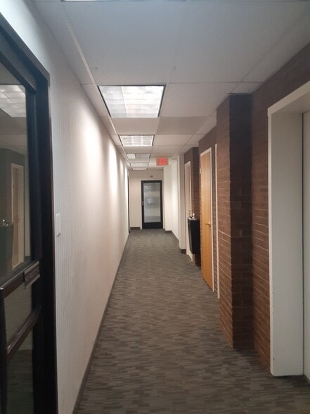 More Photos Of 6121 Lincolnia Rd, Alexandria Office For Sale