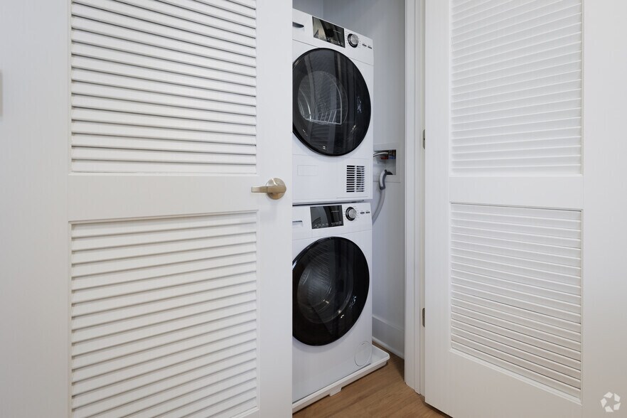 More Photos Of 110 Bergen Tpke, Little Ferry Apartments For Lease