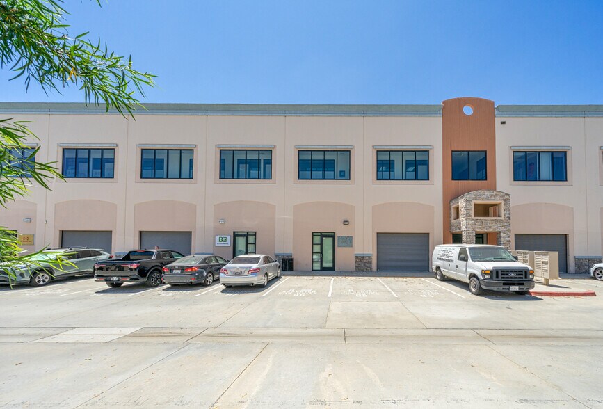 More Photos Of 1773 W San Bernardino Rd, West Covina Industrial For Sale