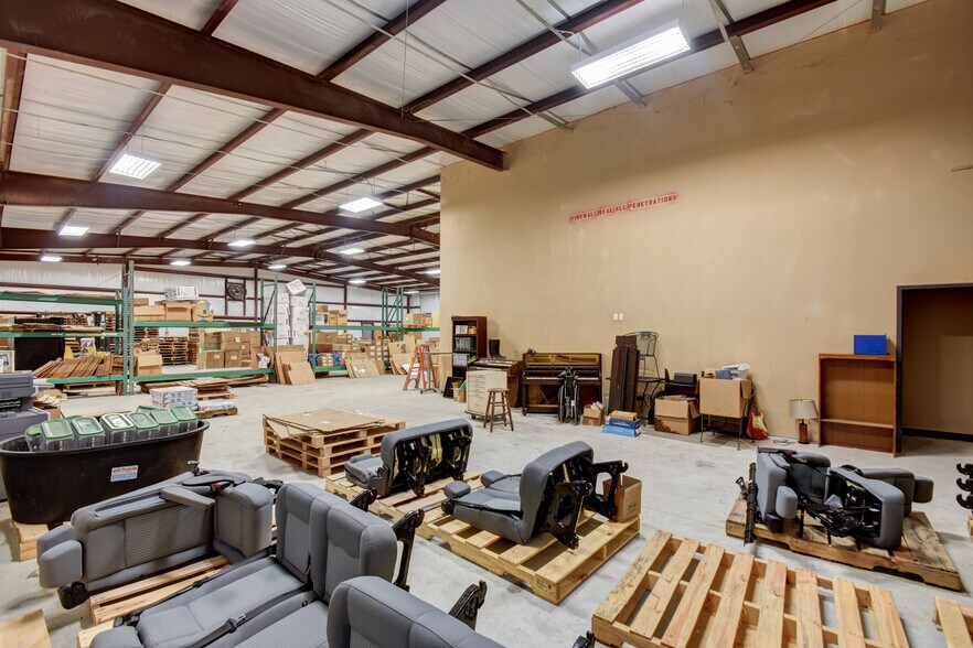 More Photos Of 24396 FM 2090 Rd, Splendora Light Distribution For Sale