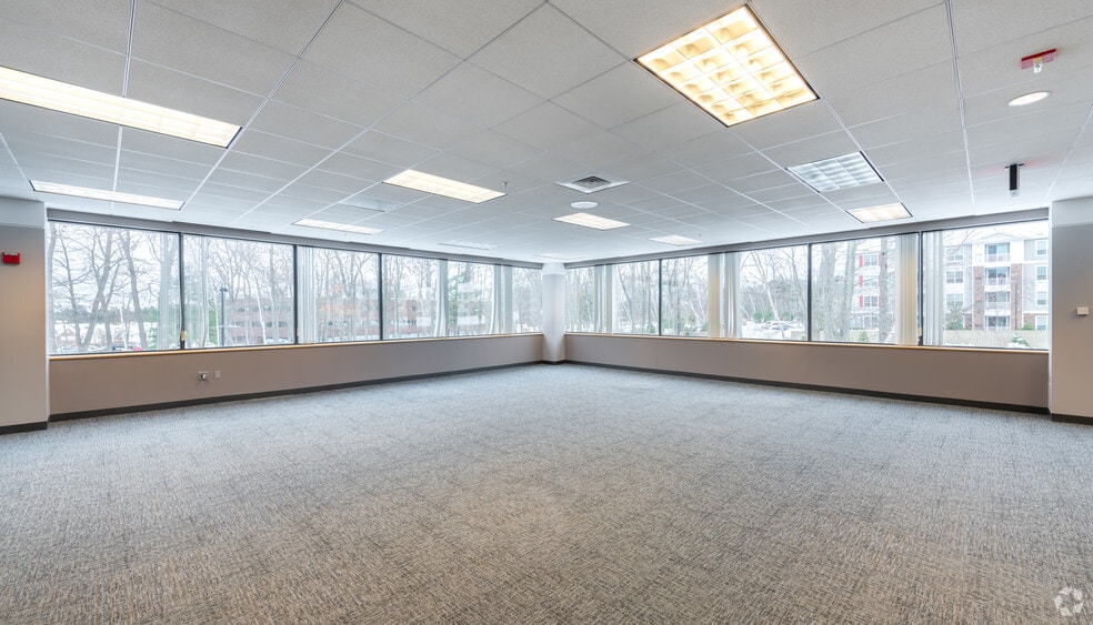 More Photos Of 40 Shattuck Rd, Andover Office For Lease