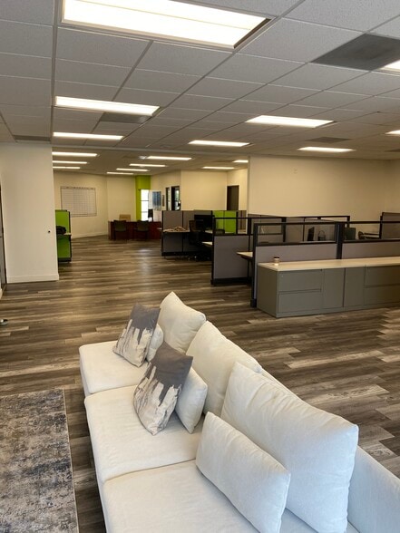 More Photos Of 3505 Cadillac Ave, Costa Mesa Office For Lease