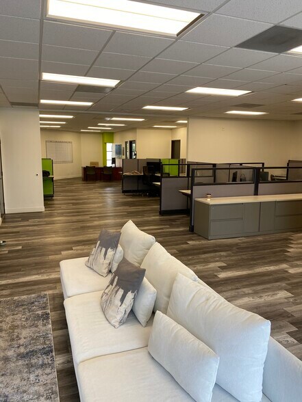 More Photos Of 3505 Cadillac Ave, Costa Mesa Office For Lease