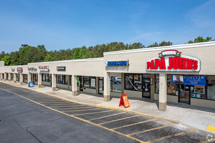 More Photos Of 201-365 Habersham Village Cir, Cornelia General Retail For Sale