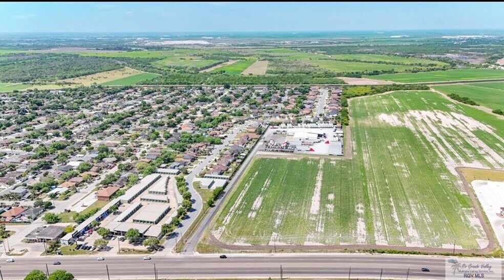 More Photos Of 1605 Military Rd, Brownsville Distribution For Lease